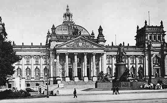 Reichstag um 1900